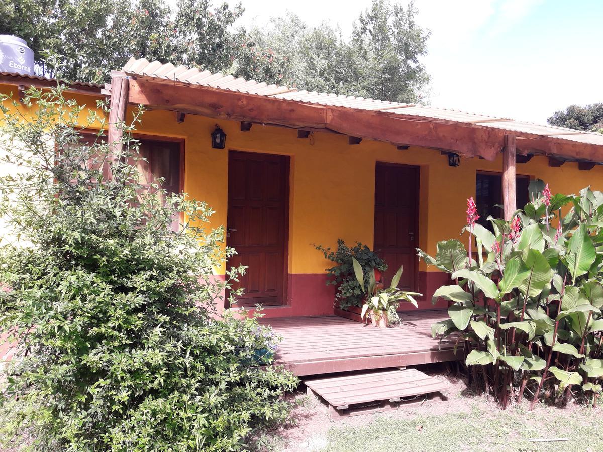 Hotel Mis Nietos - Deptos Y Dormis Centricos Con Cochera à Sierra de la Ventana Extérieur photo